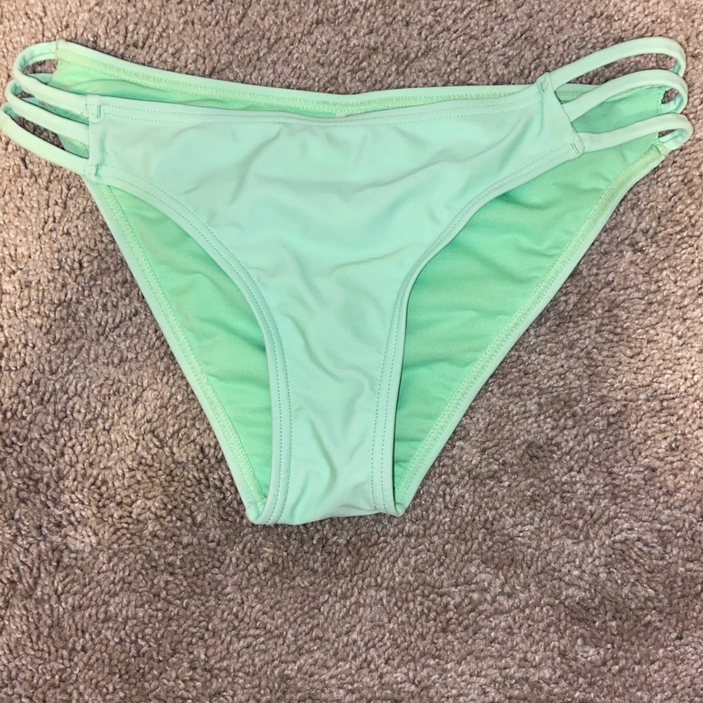 Rue21: Mint green swimsuit bottoms